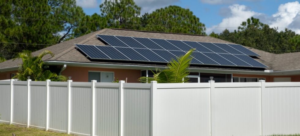 Does Vinyl Fence Rust?