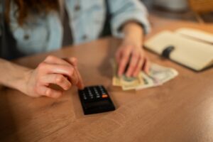 How Much Should I Expect To Pay For A Vinyl Fence?