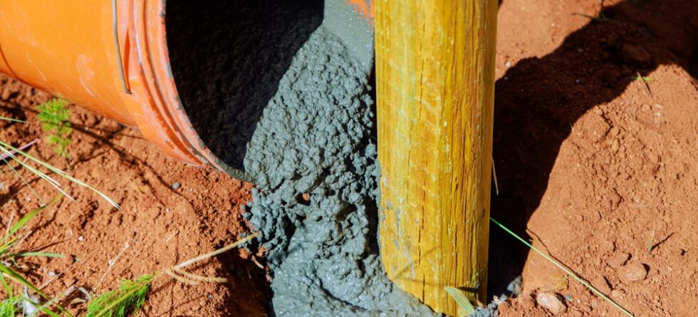 Should You Put Gravel Under Vinyl Fence Post?