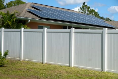 What Is The Disadvantage Of Vinyl Fence?