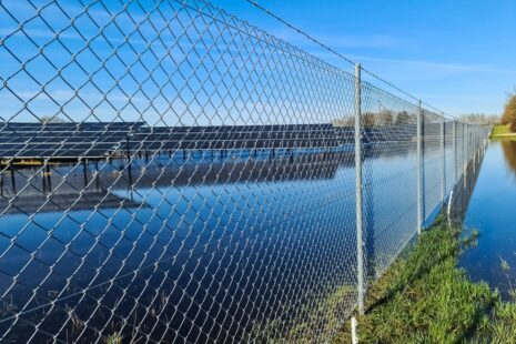 What Is The Easiest Type Of Fence To Install?