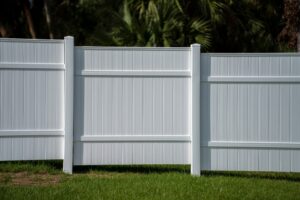 What Is A Good Neighbor Fence Vs Regular Fence?