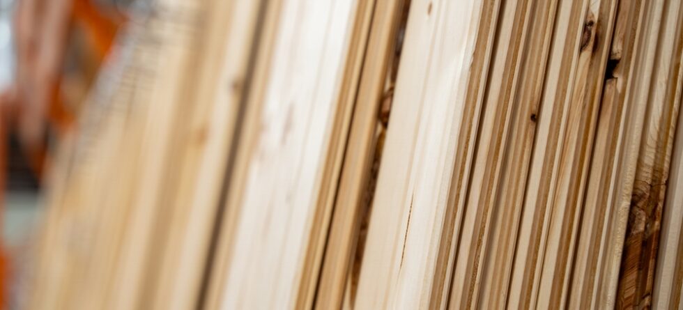 Why Is There A Shortage Of Vinyl Fencing?