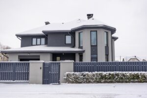 Will A Vinyl Fence Reduce Road Noise?