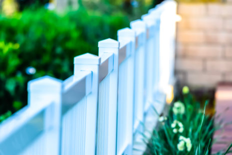 How Much Space Do You Need Between Vinyl Fence Posts?