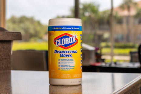 Can You Use Clorox Wipes On Vinyl Fence?