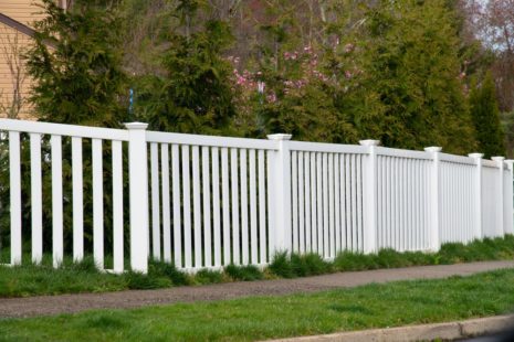 How Do I Keep My Vinyl Fence From Turning Yellow?