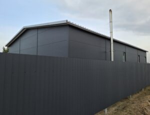 Is Vinyl Fencing A Good Choice For Privacy?