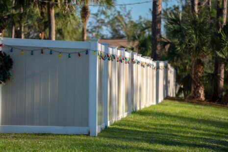 What's Unique With Vinyl Fencing?