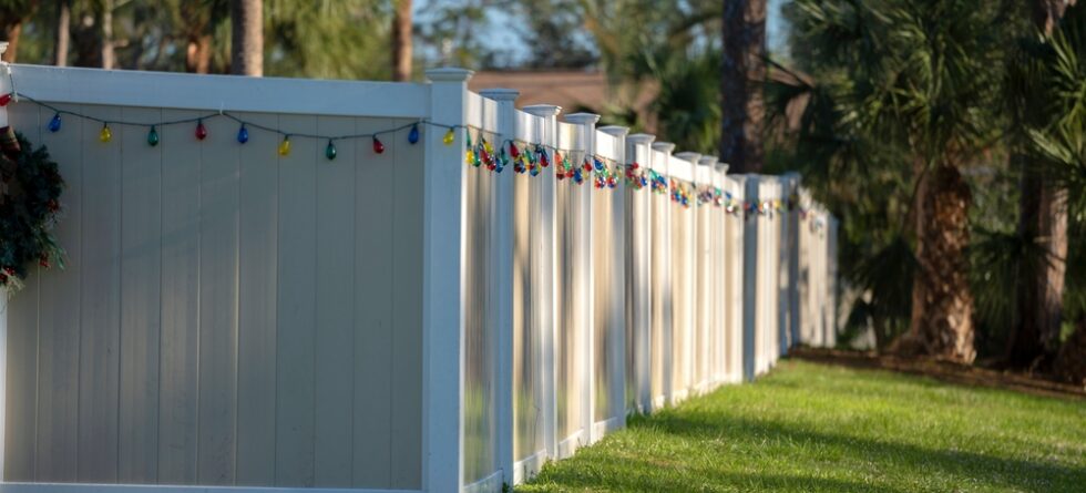 What's Unique With Vinyl Fencing?